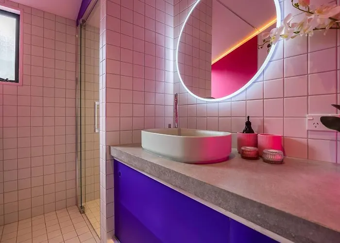 Designers Dream, Tokyo Pop Art With Courtyard, Fire & Views