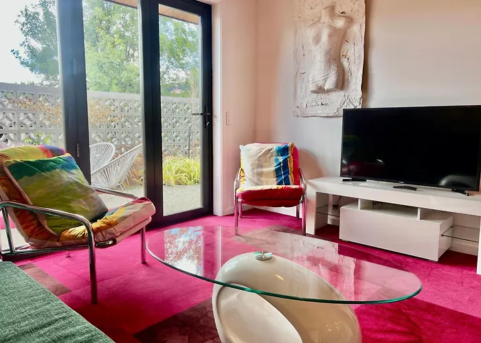 Designers Dream, Tokyo Pop Art With Courtyard, Fire & Views *