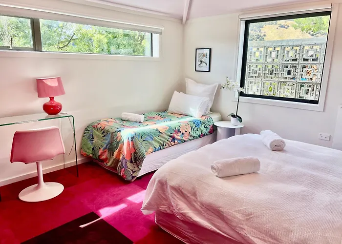 Designers Dream, Tokyo Pop Art With Courtyard, Fire & Views
