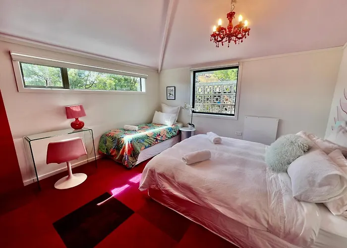 Designers Dream, Tokyo Pop Art With Courtyard, Fire & Views *